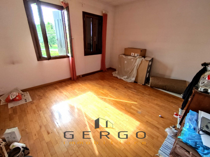 (Per INFO Mattias 3494222146) A Fontanelle, in frazione, a pochi metri da Oderzo e dal centro di ...