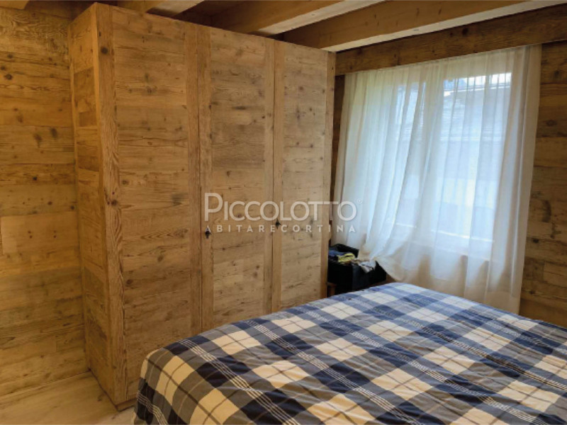 Rif. A4913 n.1 - DISPONIBILE PER LA STAGIONE ESTIVA 2026


Cortina d'Ampezzo - in posizione panor...