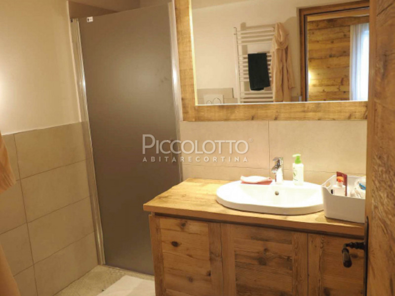 Rif. A4913 n.1 - DISPONIBILE PER LA STAGIONE ESTIVA 2026


Cortina d'Ampezzo - in posizione panor...