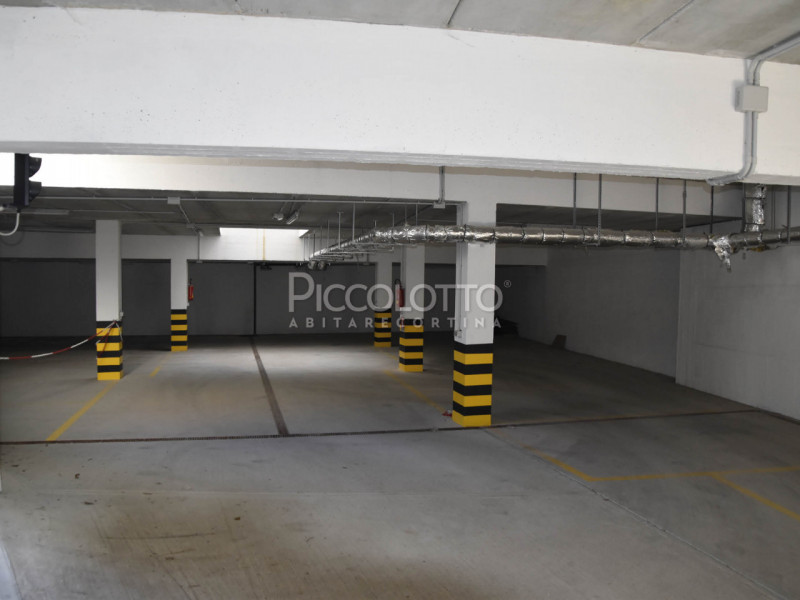 Rif. A4913 n.1 - DISPONIBILE PER LA STAGIONE ESTIVA 2026


Cortina d'Ampezzo - in posizione panor...