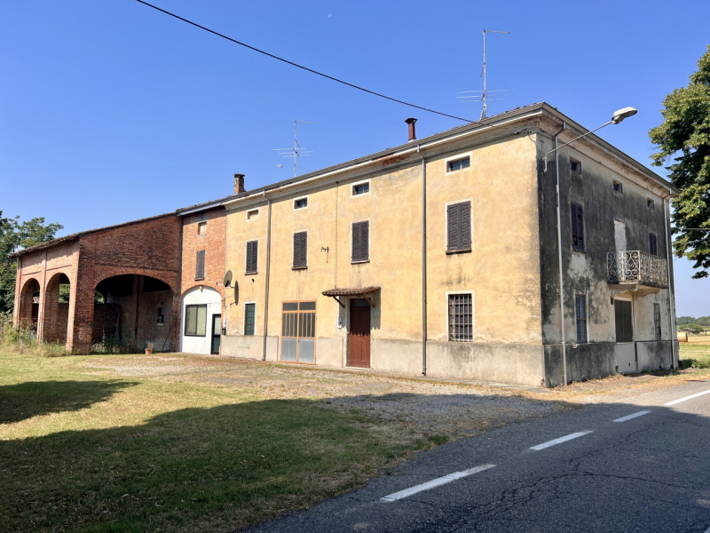 VENDITE Rustico e Casa a Sissa Trecasali – foto 1