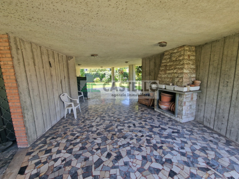 San Giorgio delle Pertiche Cavino importante porzione di bifamiliare dalle metrature introvabili,...