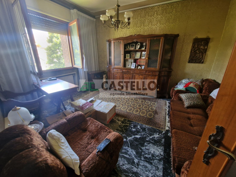 San Giorgio delle Pertiche Cavino importante porzione di bifamiliare dalle metrature introvabili,...