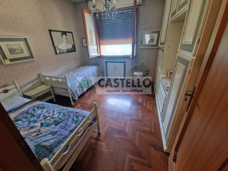 San Giorgio delle Pertiche Cavino importante porzione di bifamiliare dalle metrature introvabili,...