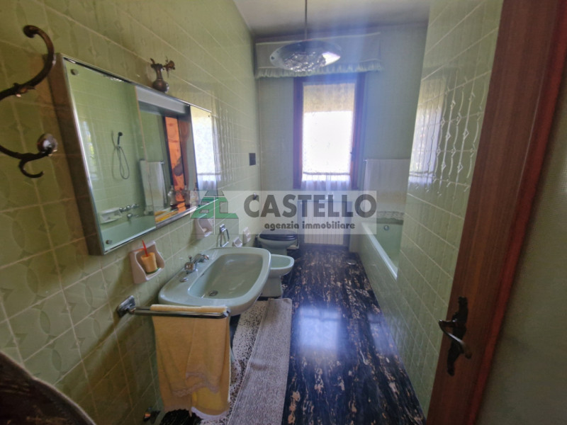 San Giorgio delle Pertiche Cavino importante porzione di bifamiliare dalle metrature introvabili,...