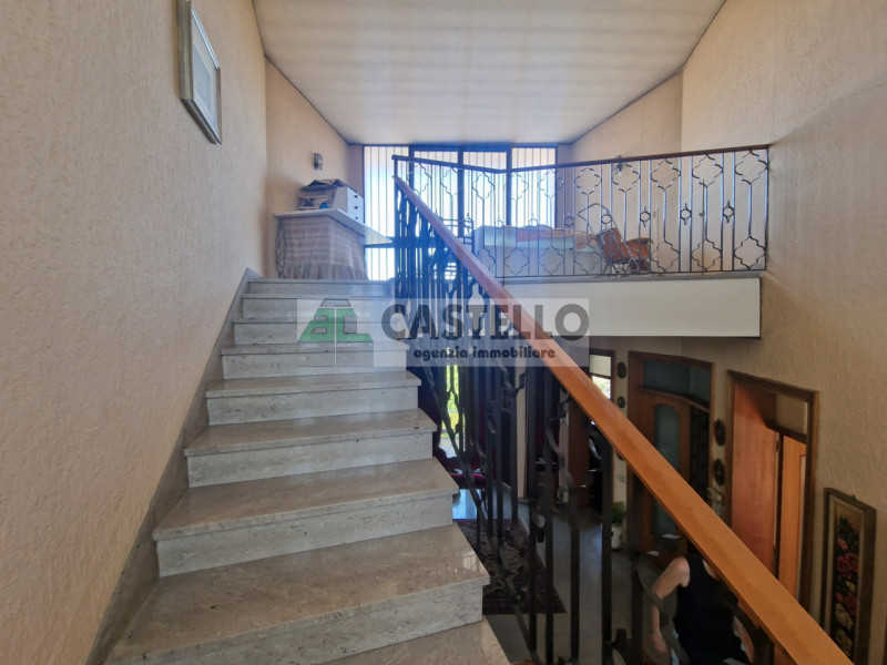 San Giorgio delle Pertiche Cavino importante porzione di bifamiliare dalle metrature introvabili,...