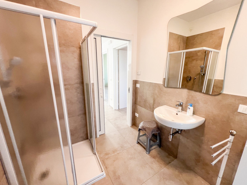 PER STUDENTI/ESSE
A pochi minuti dall'Università di Legnaro e da tutti i servizi, fermata del aut...