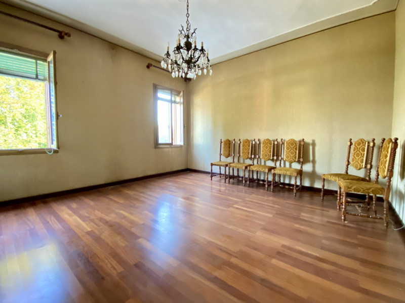 MONTAGNANA, Borgo san Zeno: in zona comodissima alla SR10 e a pochi minuti dal centro di Montagna...