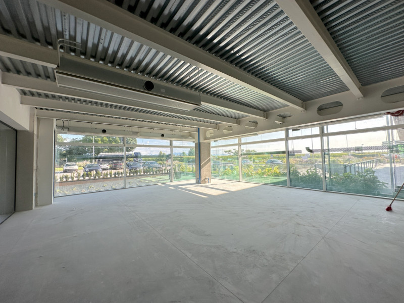 (Per INFO Roberto 3453195338) A San Martino di Lupari, sulla Strada Statale 53 che collega Vicenz...