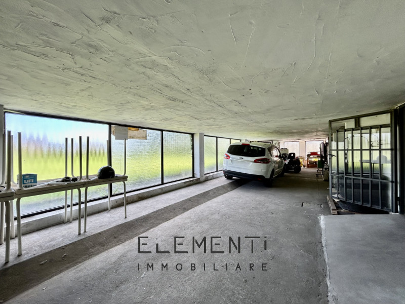 MONTAGNANA, Centro: in posizione strategica alle porte della città di Montagnana, si trova questo...