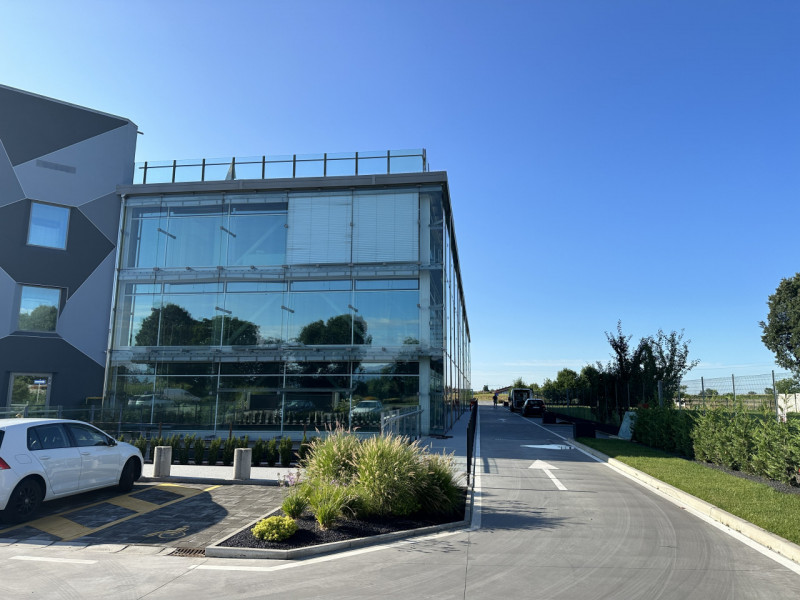 (Per INFO Roberto 3453195338) A San Martino di Lupari, sulla Strada Statale 53 che collega Vicenz...