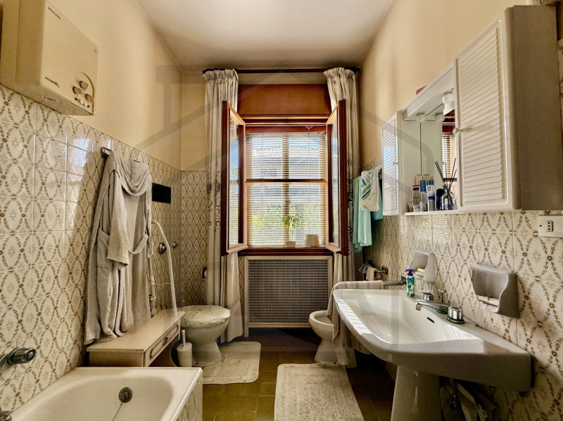 ABANO TERME – Nel cuore del prestigioso quartiere San Lorenzo, una delle zone più centrali e ambi...