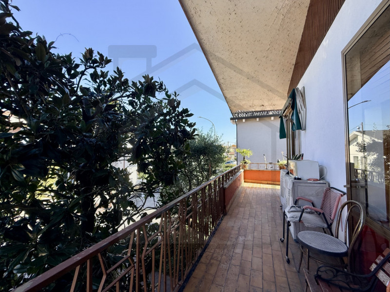 ABANO TERME – Nel cuore del prestigioso quartiere San Lorenzo, una delle zone più centrali e ambi...