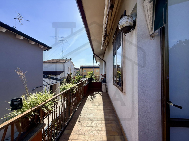 ABANO TERME – Nel cuore del prestigioso quartiere San Lorenzo, una delle zone più centrali e ambi...