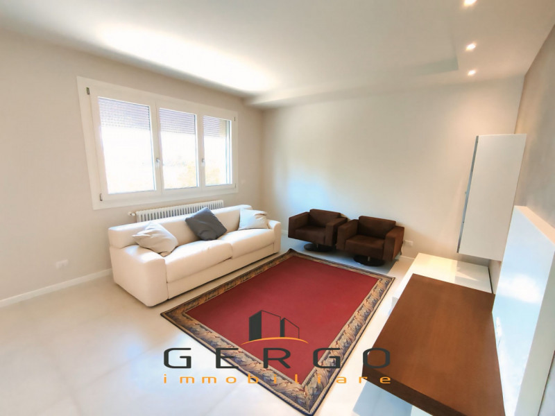 (Per INFO Mattias 3494222146 Tel e WhatsApp) A Gaiarine, in zona centrale e comoda a tutti i serv...