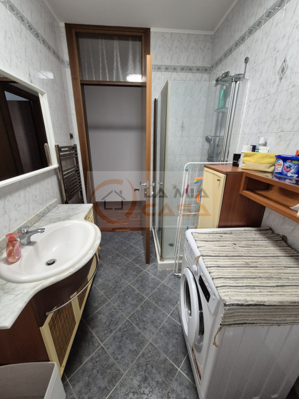 LEGNARO - In quartiere residenziale, vicino al centro paese e a raggiungere l'Università anche a ...