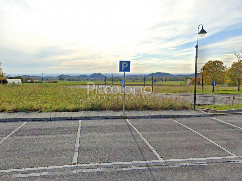 Rif. V4946 - Pieve del Grappa, villetta bifamiliare di nuova costruzione in vendita. 
Situata in ...