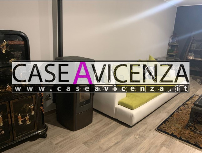 MONTEGALDELLA - C.E.G.- Questa splendida casa contemporanea si trova nel Paese di Montegaldella, ...