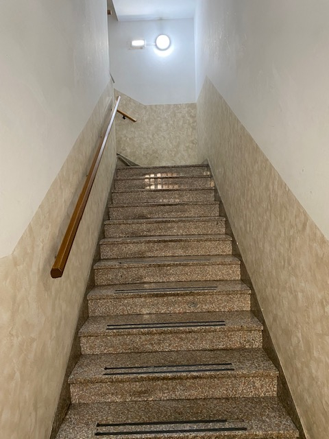 Oggi vi proponiamo un'intera palazzina cielo-terra situata tra le mura storiche di Piove di Sacco...