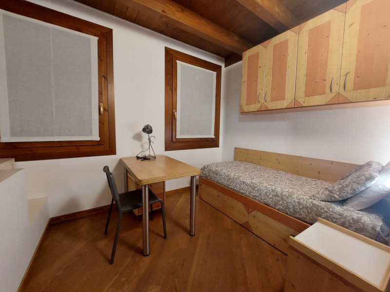 CONTRATTO TRANSITORIO Vicenza - Longara: comoda alla pista ciclabile ed ai mezzi pubblici, a 5 km...