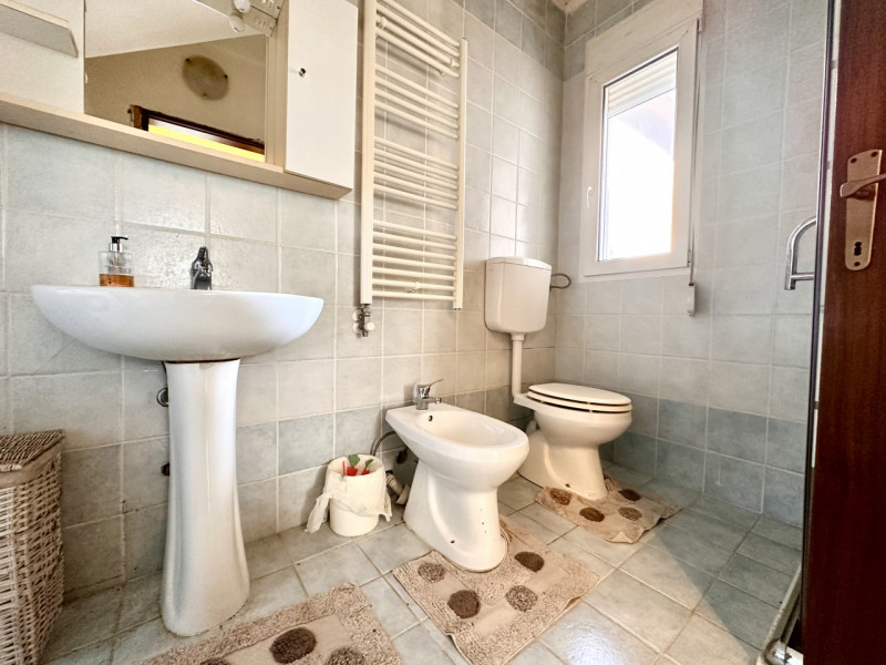 ABANO TERME - Nella tranquilla zona residenziale del quartiere San Lorenzo, proponiamo in vendita...