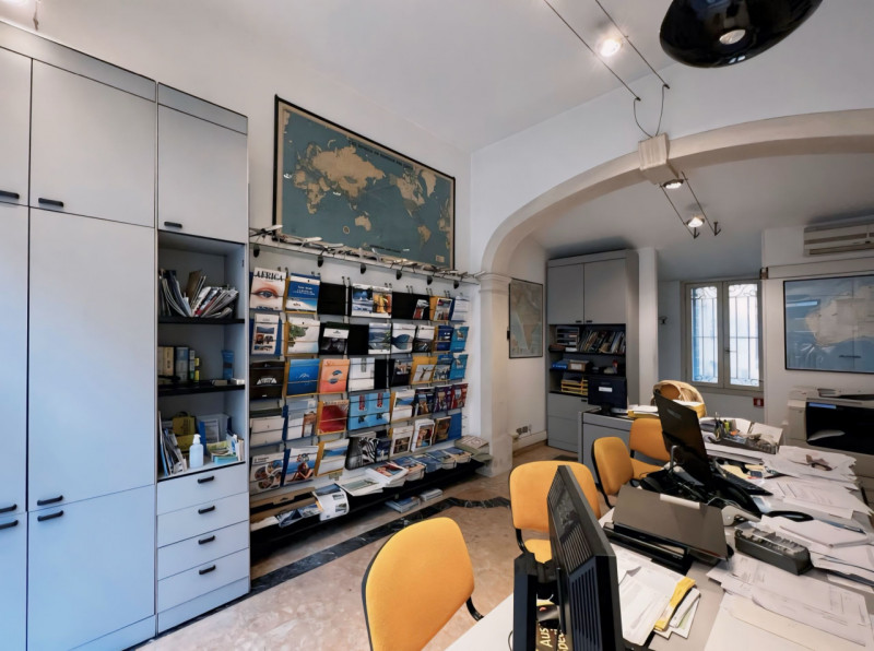 (Per INFO Monica 3482688677) A Padova, in centro città, comodo alle piazze e nelle vicinanze del ...