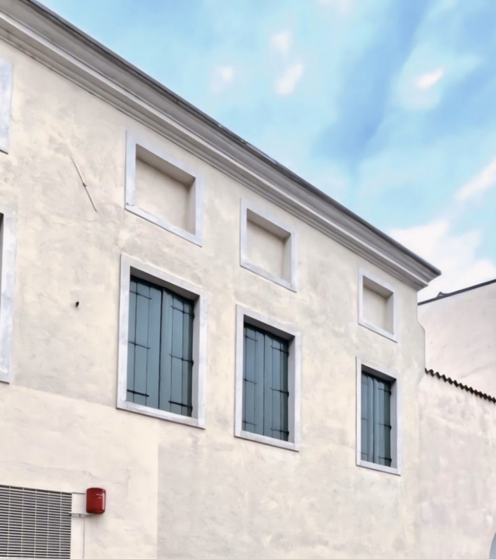 (Per INFO Monica 3482688677) A Padova, in centro città, comodo alle piazze e nelle vicinanze del ...