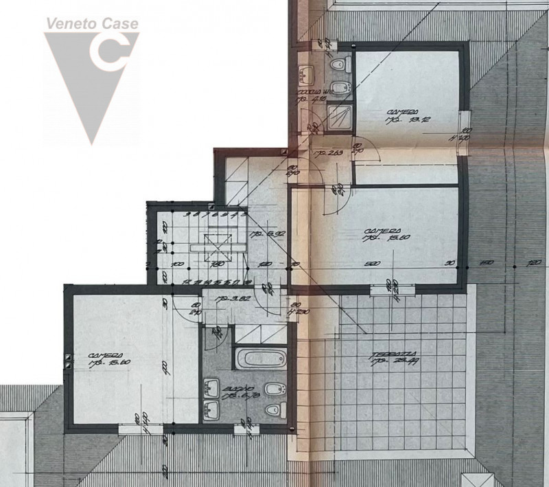 STRA CENTRO - PORZIONE DI BIFAMILIARE
Proponiamo in vendita intera proprietà di una porzione di b...