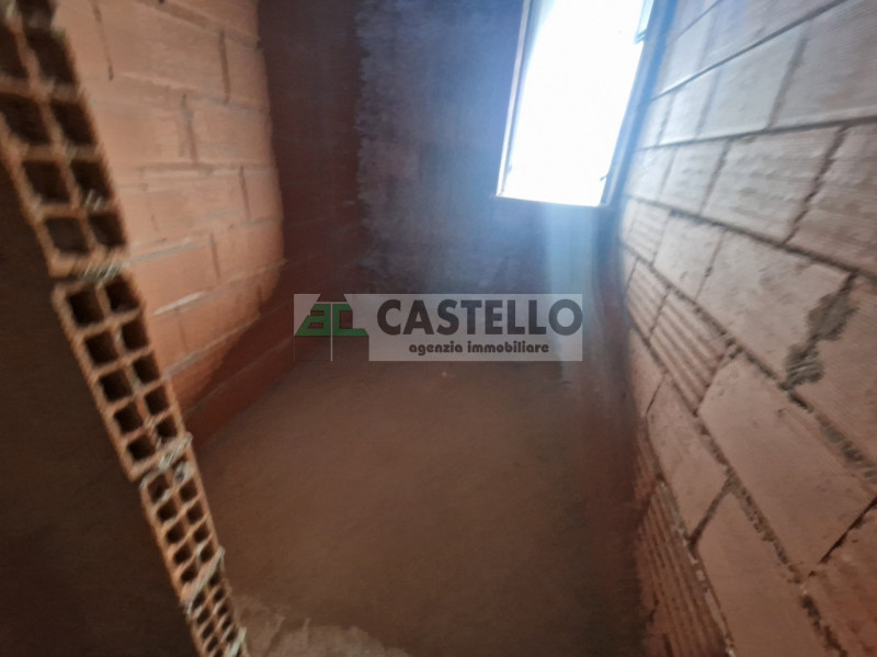 San Giorgio delle Pertiche bifamiliare AL GREZZO di ~170mq netti, con ~350mq di giardino/scoperto...