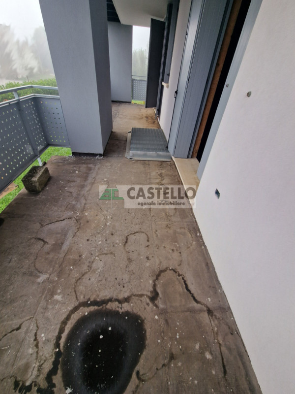 San Giorgio delle Pertiche bifamiliare AL GREZZO di ~170mq netti, con ~350mq di giardino/scoperto...