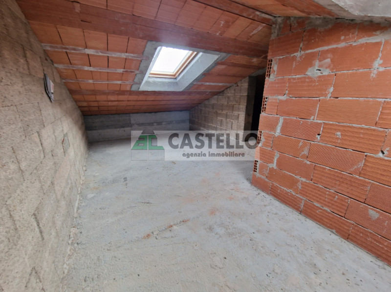 San Giorgio delle Pertiche bifamiliare AL GREZZO di ~170mq netti, con ~350mq di giardino/scoperto...