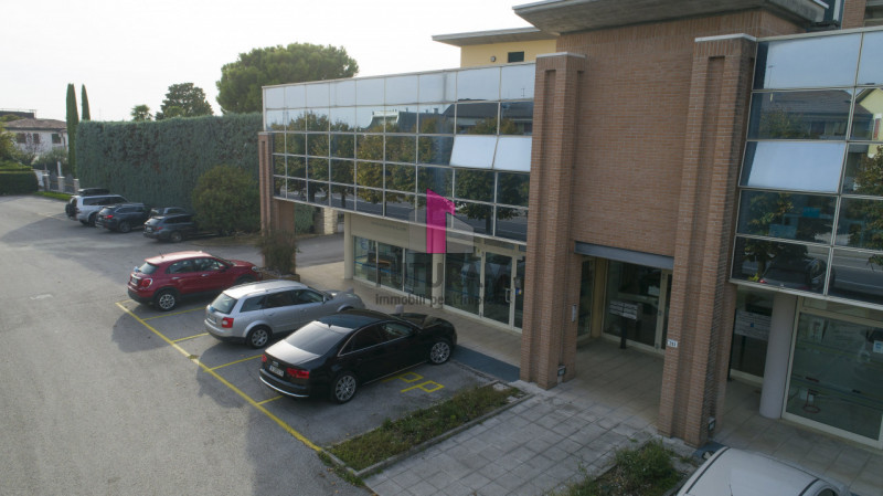 DUEVILLE loc. Passo di Riva- RIF.75BRU-FUTURAM PER INFO 0444/310220 - 392/9183796

IN ZONA DI FOR...