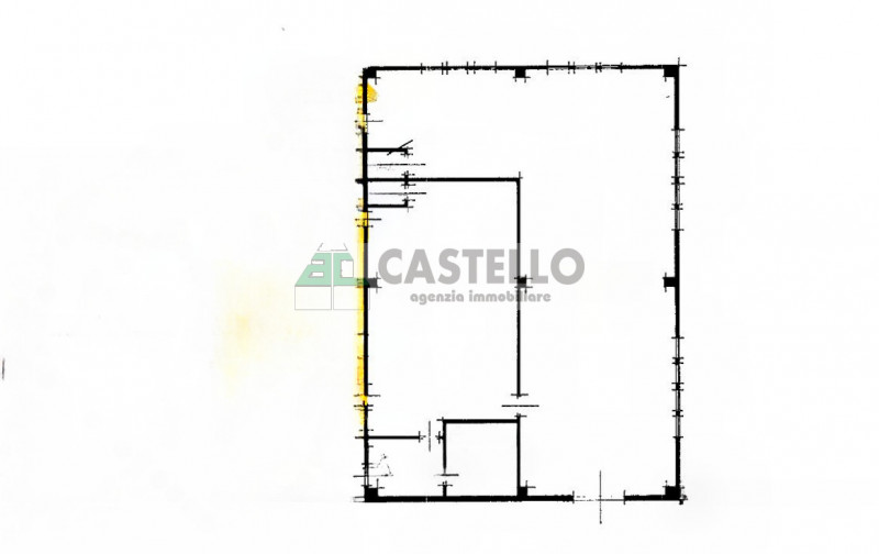 Campodarsego proponiamo capannone in zona residenziale, diviso in più ambienti, di circa 300mq co...
