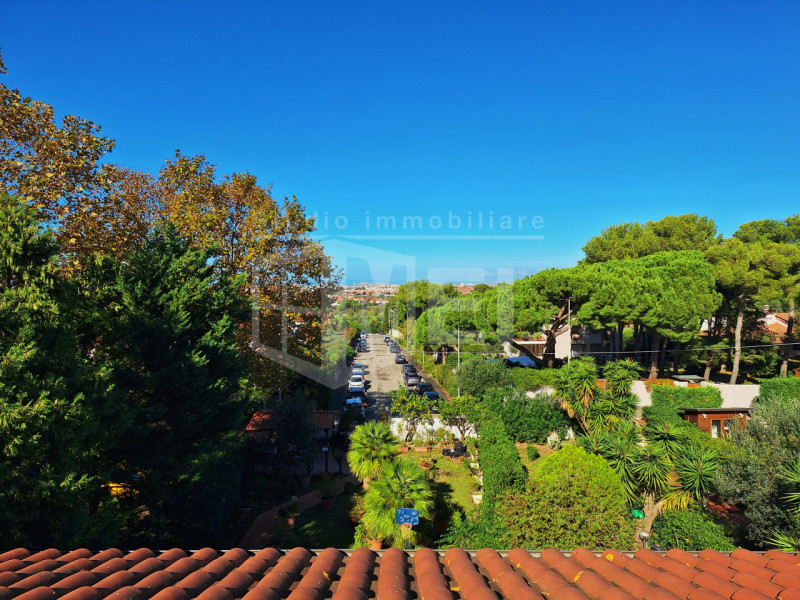 Livorno Vendita Casa a schiera porzione di testa