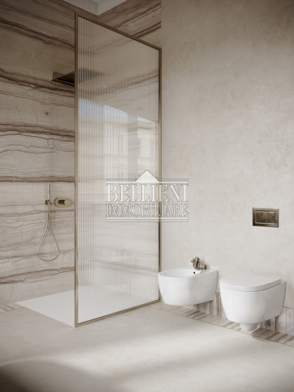 Nel pieno centro storico di Vicenza sono in corso i lavori di ristrutturazione dell'antico ed ele...