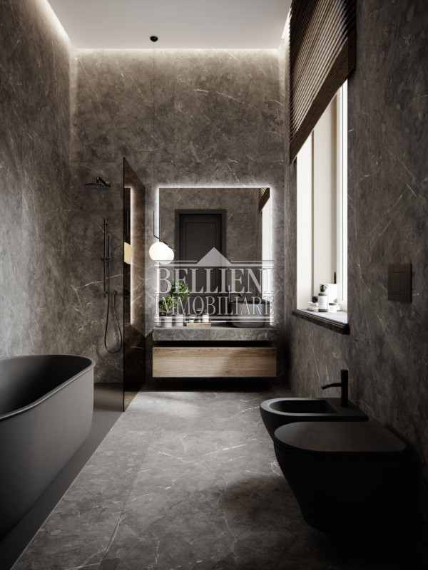 Nel pieno centro storico di Vicenza sono in corso i lavori di ristrutturazione dell'antico ed ele...