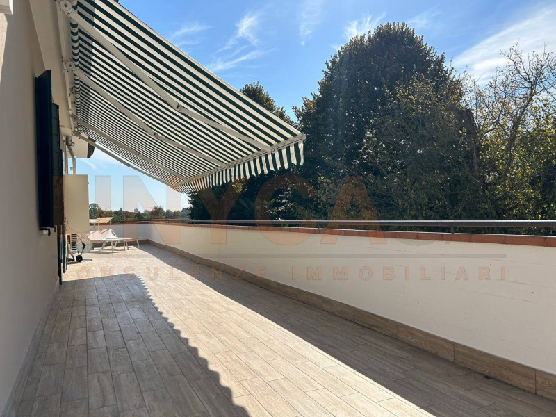 PADOVA - Montà: eleganza e funzionalità si incontrano in questa raffinata porzione di bifamiliare...