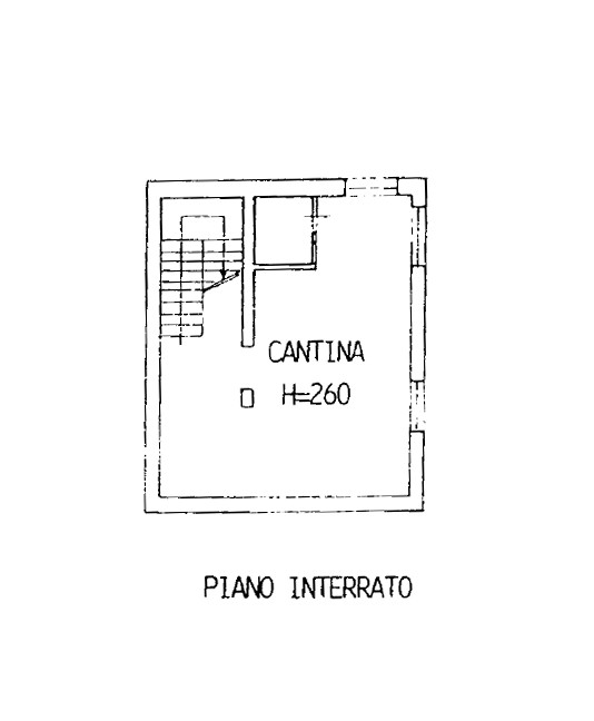 Area ad uso piazzale di deposito di circa 6.000 mq con magazzino commerciale, tettoie e abitazion...