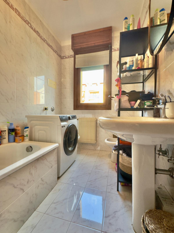 Mestrino Centro: proponiamo in locazione appartamento sito in centro a Mestrino comodo a tutti i ...