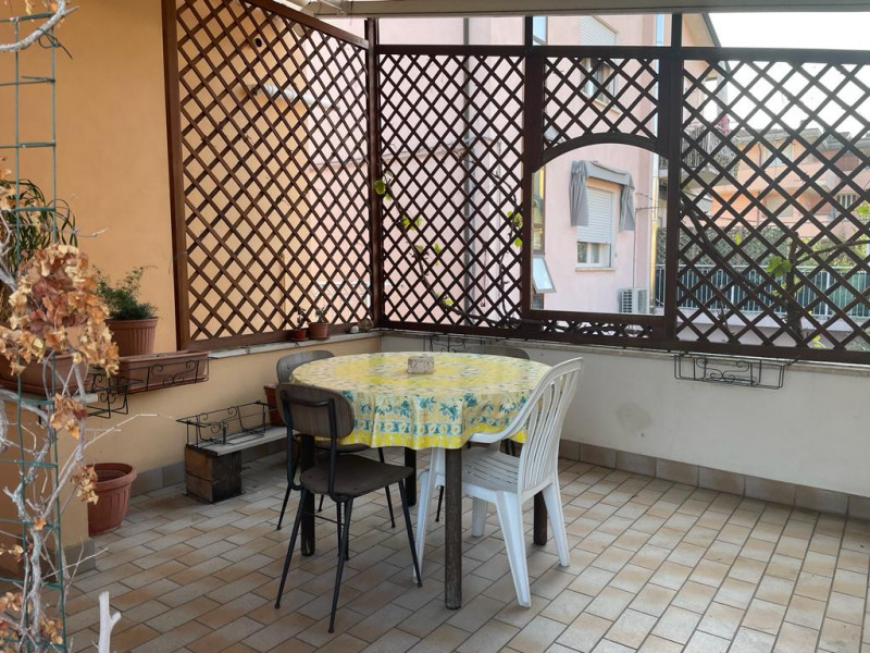 Riferimento Agenzia R541 - Situato nel cuore di Montegrotto Terme, precisamente in Corso delle Te...