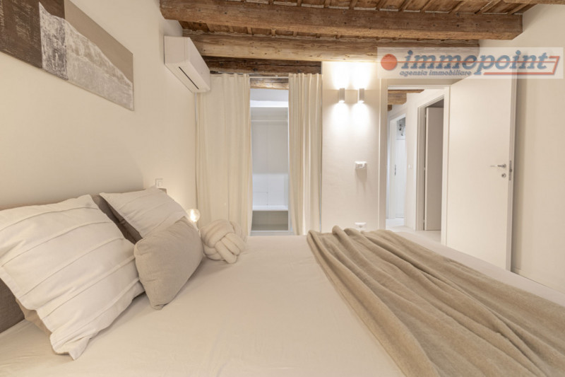 Bassano del Grappa - centro storico - a due passi dalle piazze, spazioso appartamento al piano te...