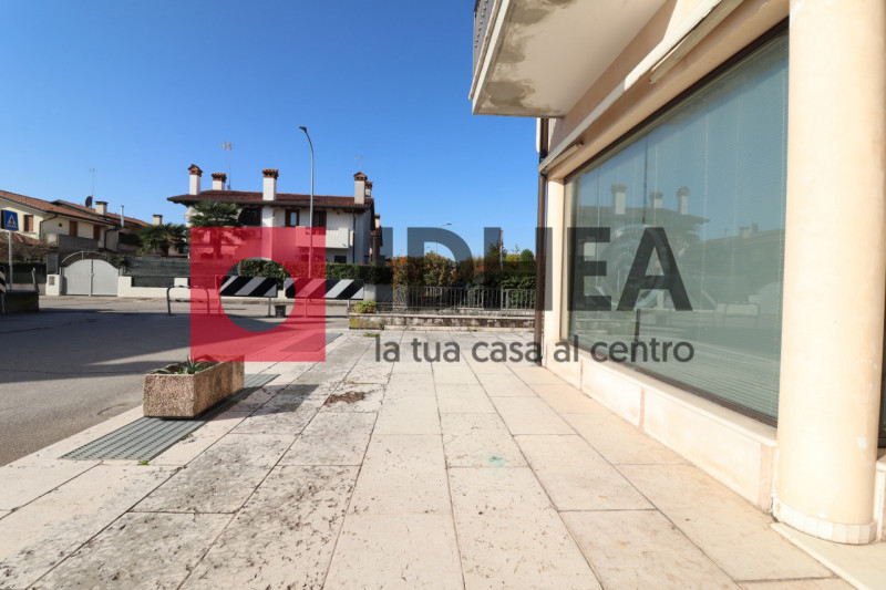 VILLORBA - CATENA

L'indirizzo segnalato è puramente indicativo al solo Comune dell'annuncio trat...