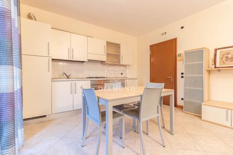 DISPONIBILE DAL 01 GIUGNO 2026.

Montebelluna centro: mini appartamento al piano secondo con asce...