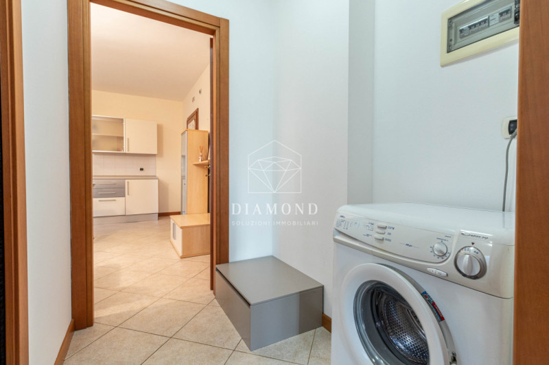 DISPONIBILE DAL 01 GIUGNO 2026.

Montebelluna centro: mini appartamento al piano secondo con asce...
