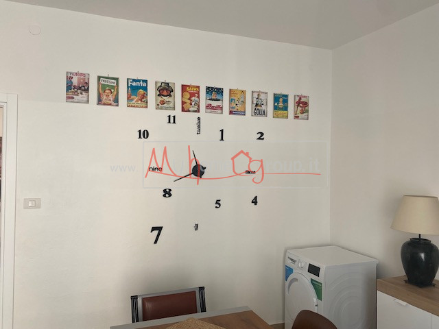 CHIESANUOVA: Stanza doppia ad uso singolo, per studenti universitari in appartamento condiviso. L...