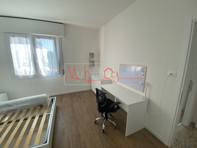 CHIESANUOVA: Stanza doppia ad uso singolo, per studenti universitari in appartamento condiviso. L...