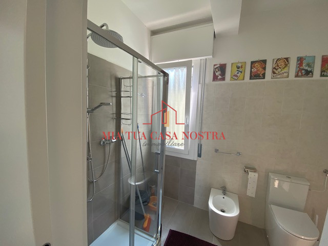 CHIESANUOVA: Stanza doppia ad uso singolo, per studenti universitari in appartamento condiviso. L...