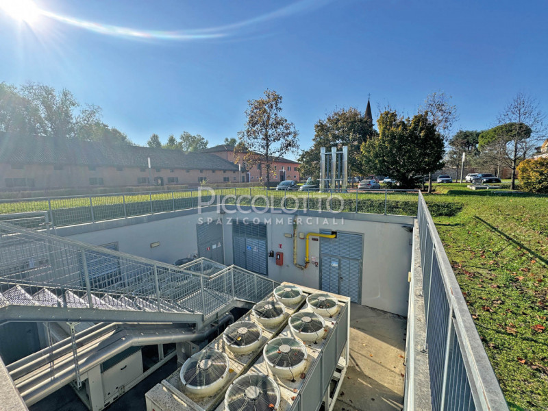 Rif. V5297 - Il compendio immobiliare denominato "Fattoria di Villa Emo", a pochi minuti da Caste...