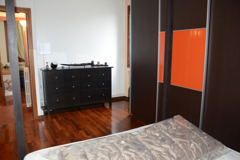 SACRO CUORE vicinanza Altichiero, proponiamo porzione di casa con ingresso indipendente.
La casa ...