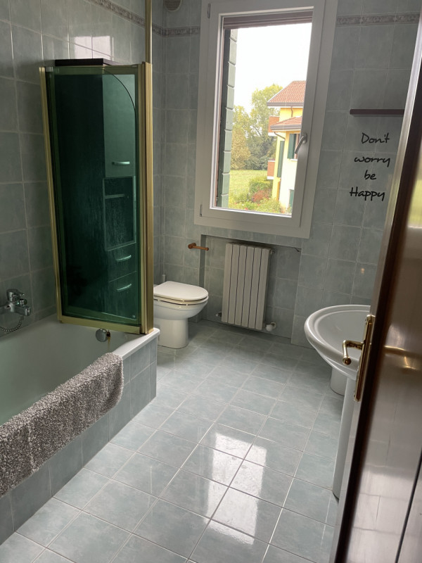 SACRO CUORE vicinanza Altichiero, proponiamo porzione di casa con ingresso indipendente.
La casa ...